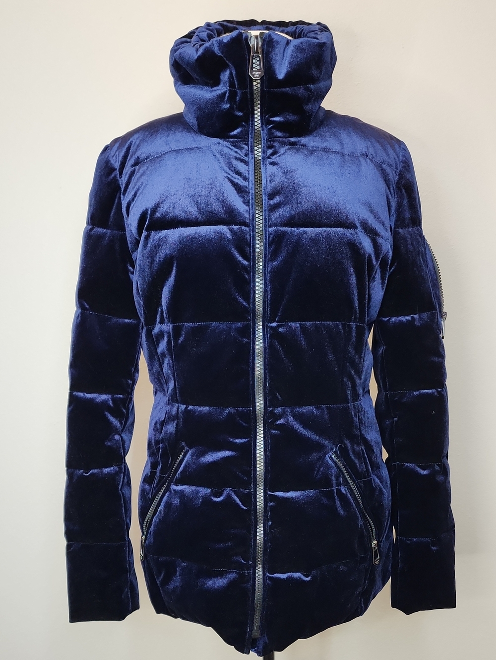 Gianni Bini Deep Navy Velvet Puffer Coat